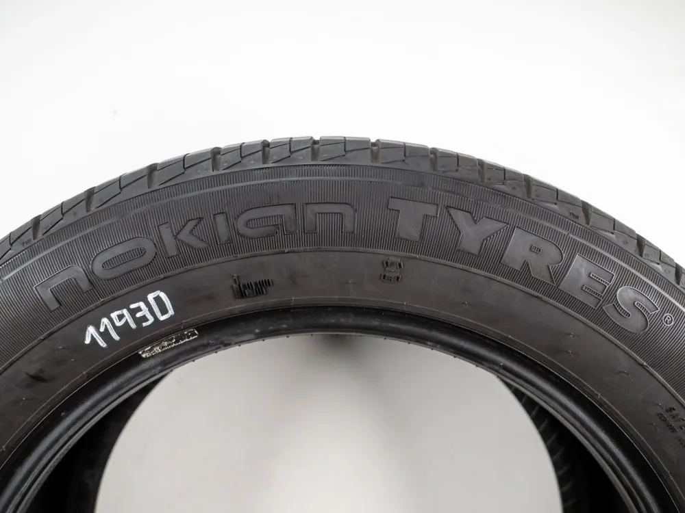 Extra sleva | Letní Nokian 215/60R17 - 4ks - vzorek cca 5,2 mm